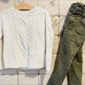 Kids Bundle ivory sweater with olive pants